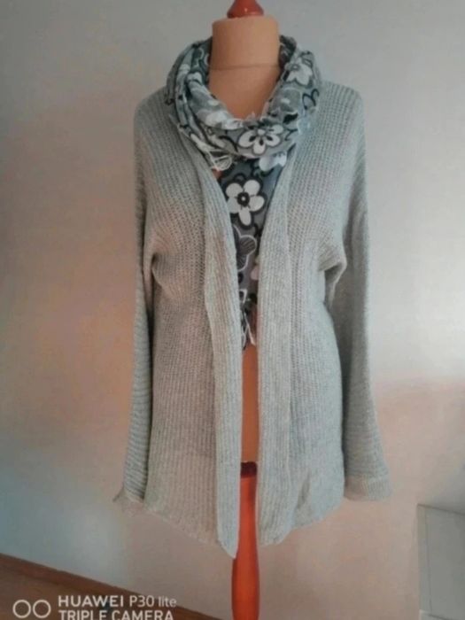 Sweter luźny szary wygodny ciepły wyszczuplający r ok 44