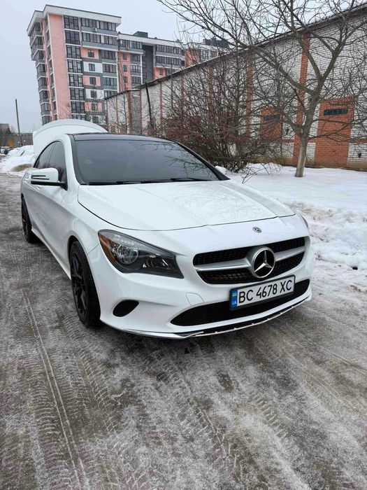 Mercedes-Benz CLA 2018 | 2.0 бензин | Автомат | Хороша комплектація