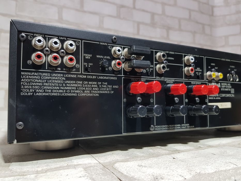 Стерео підсилювач/усилитель YAMAHA DSP-E1000, б/у з Німеччини +1 ц