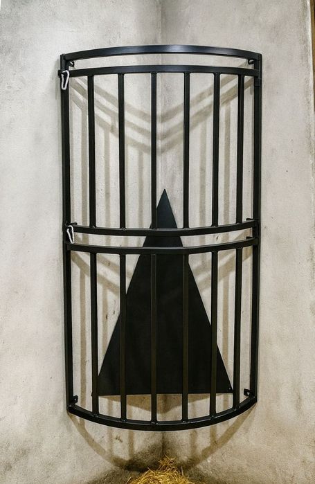 Narożny paśnik do boksu DARMOWA DOSTAWA