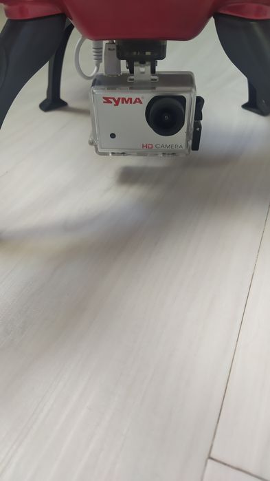 Квадрокоптер Syma X8HG