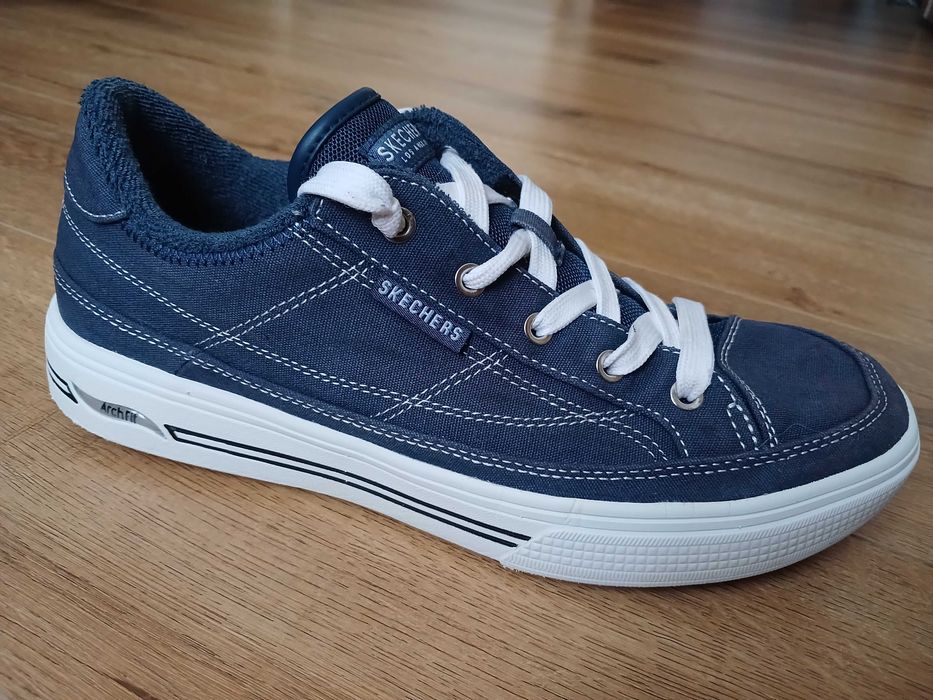 Кроссовки, кеды Skechers. р 39 по стельке 25,5 см.