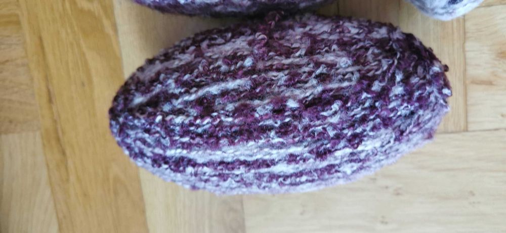 Wełna włóczka 360 g kolor fioletowy z białym