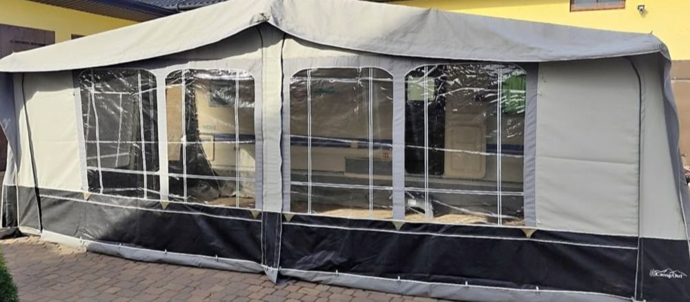 Adria Unica 562 Przedsionek