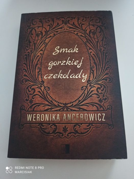 Książka ,,Smak gorzkiej czekolady,,