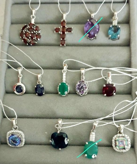 Срібна підвіска з аметистом