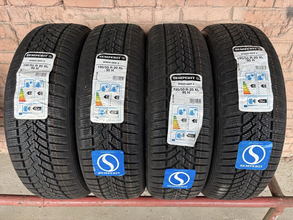 Комплект Зимових НОВИХ шин 195/55R20 XL Semperit