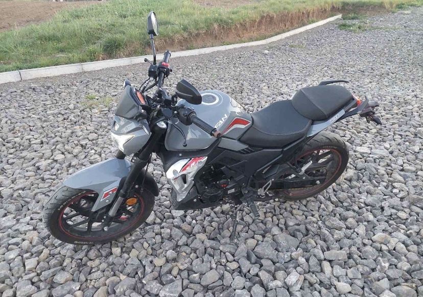 Мотоцикл lifan sr220