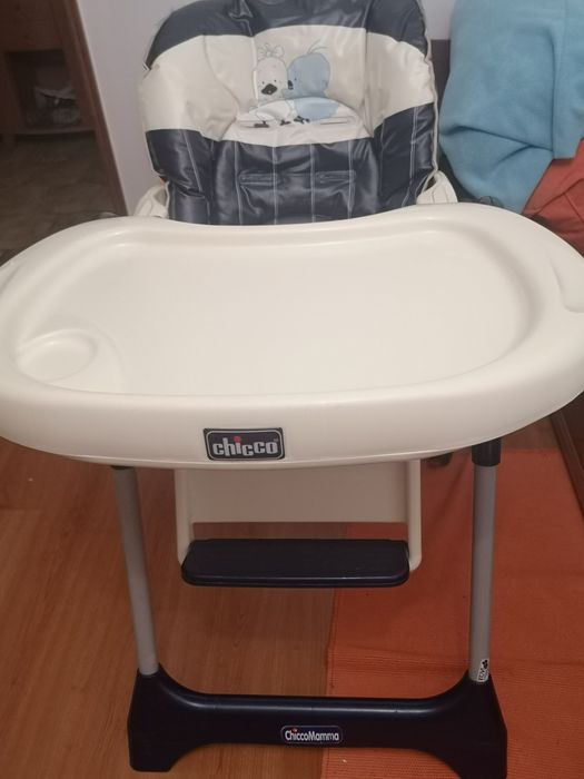 Cadeira de refeição