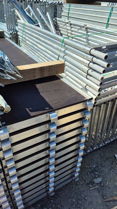 Rusztowanie klinowe fasadowe SL73 100m2 baumann altrad