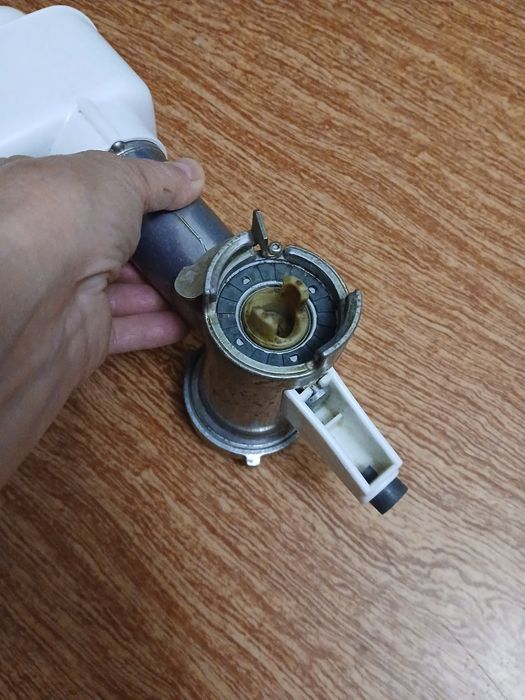 Насадка мясорубка кухоний комбайн Bosch).