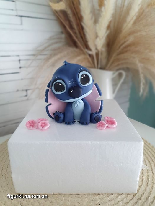Figurka z masy cukrowej na tort Stich