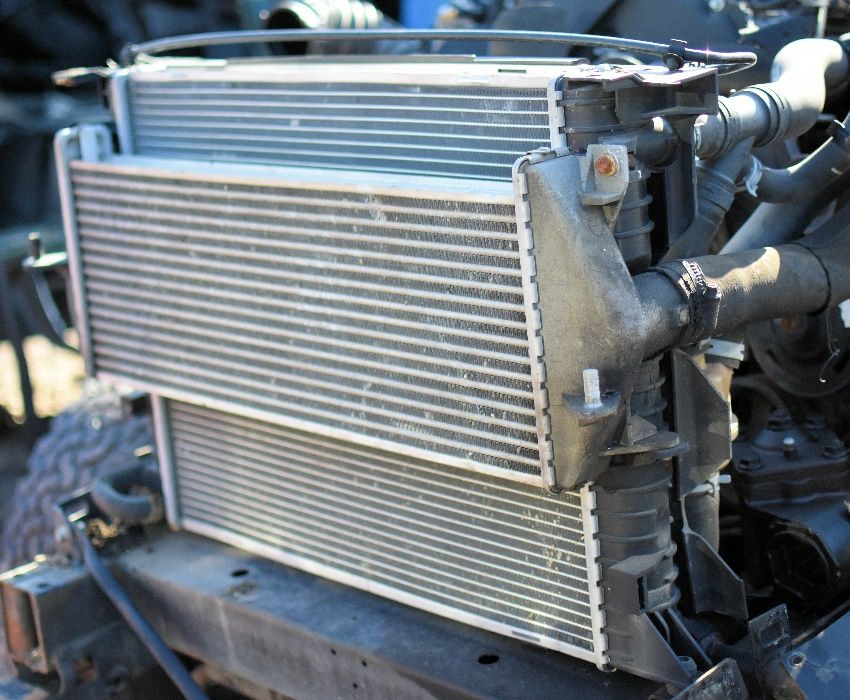 Chłodnice Intercooler Land Rover Defender TD5 komplet