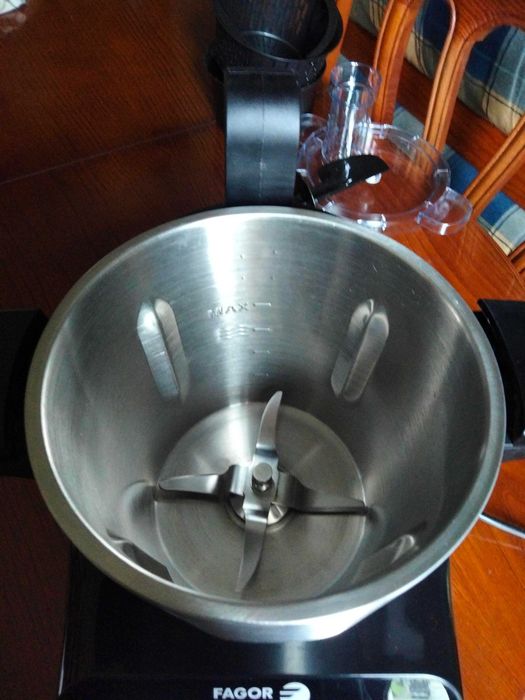 Robô de cozinha - Fagor Modelo FG2605