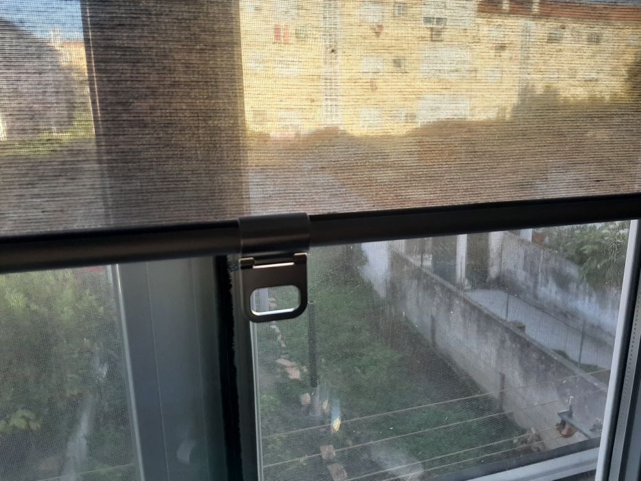 3 estores IKEA em bom estado