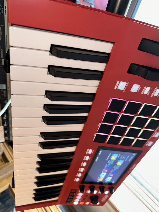 Akai Professional MPC Key 37