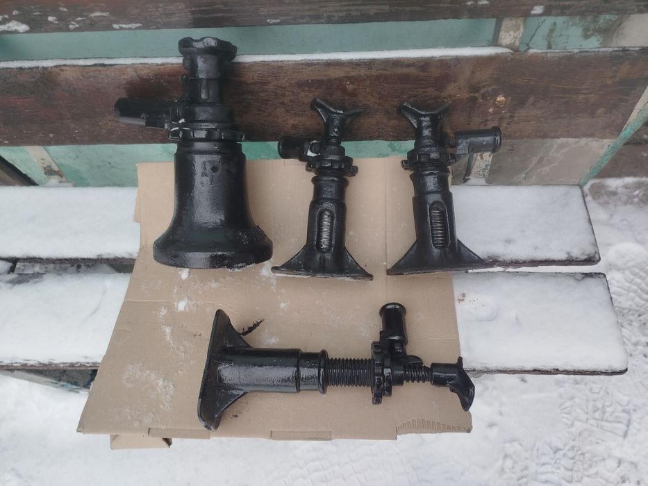 Домкрат винтовой 2 т,5 т