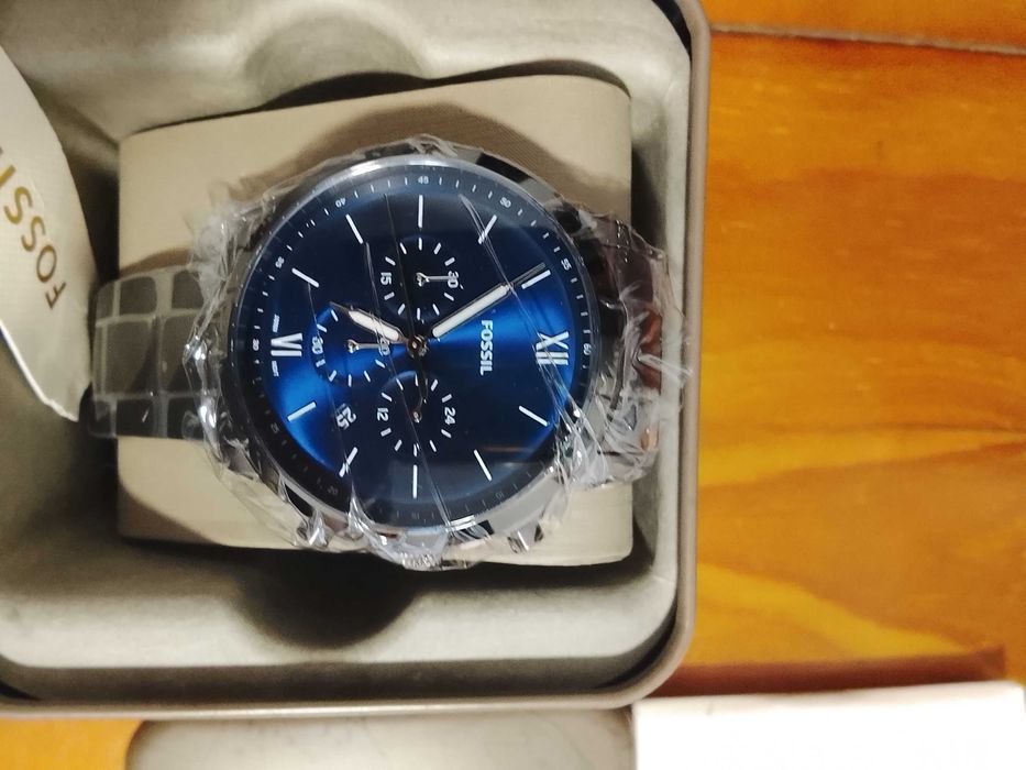 Relógio Fossil Neutra Chrono mostrador azul fumado e Bracelete de Aço inoxidável ( FS6111 ) novo