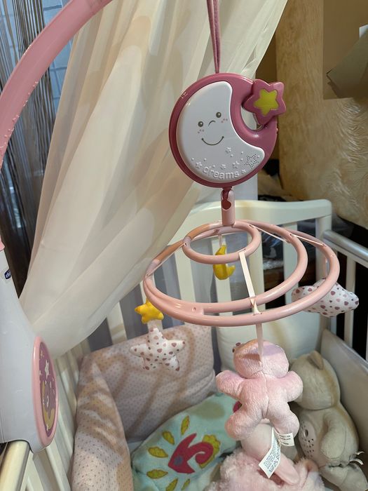 Продам мобиль chicco состояние идеальное