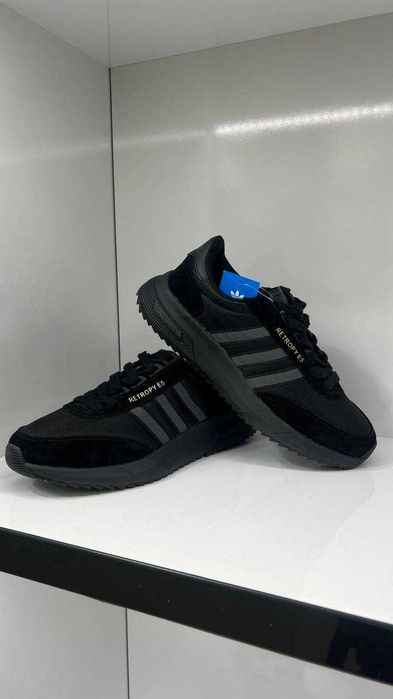 Кросівки Adidas Retropy E5 чорні (42 розмір)