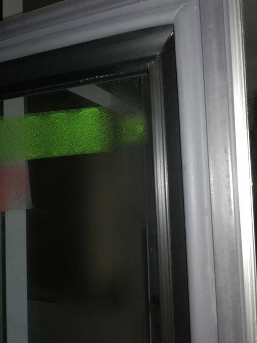 Vitrina vertical de refrigeração