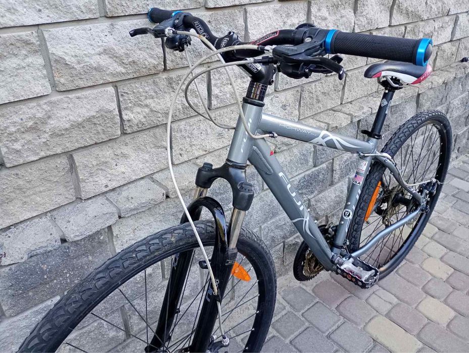 Велосипед FUJI колеса 28’рама 17’