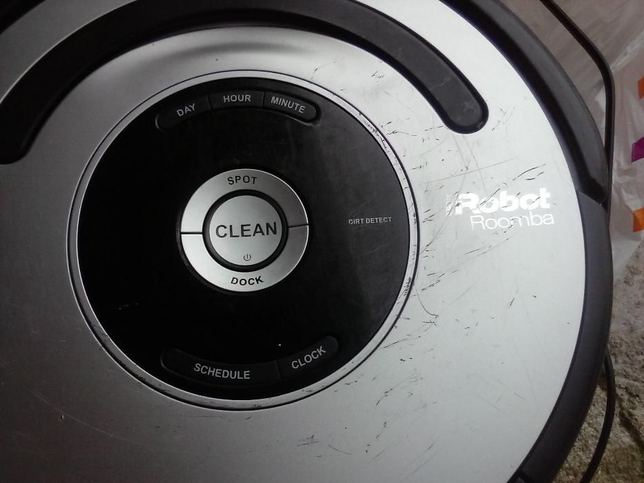Aspirador iRobot Roomba Serie 500 (sem bateria)