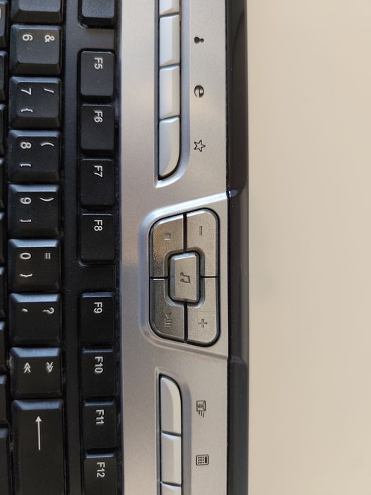 Teclado Genius SlimStar 311 - USB