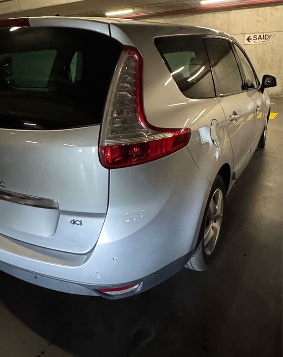 Renault Grand Scénic 1.5 dCi | 7 Lugares