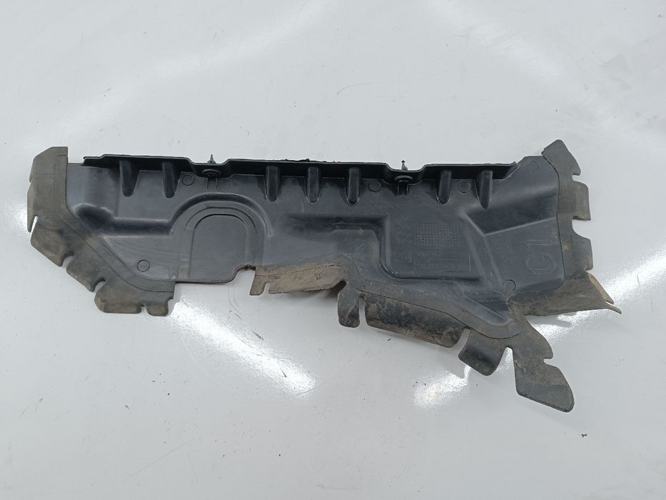 Guia de duto de ar - PEUGEOT 308 I (4A_, 4C_) | 07 - 16