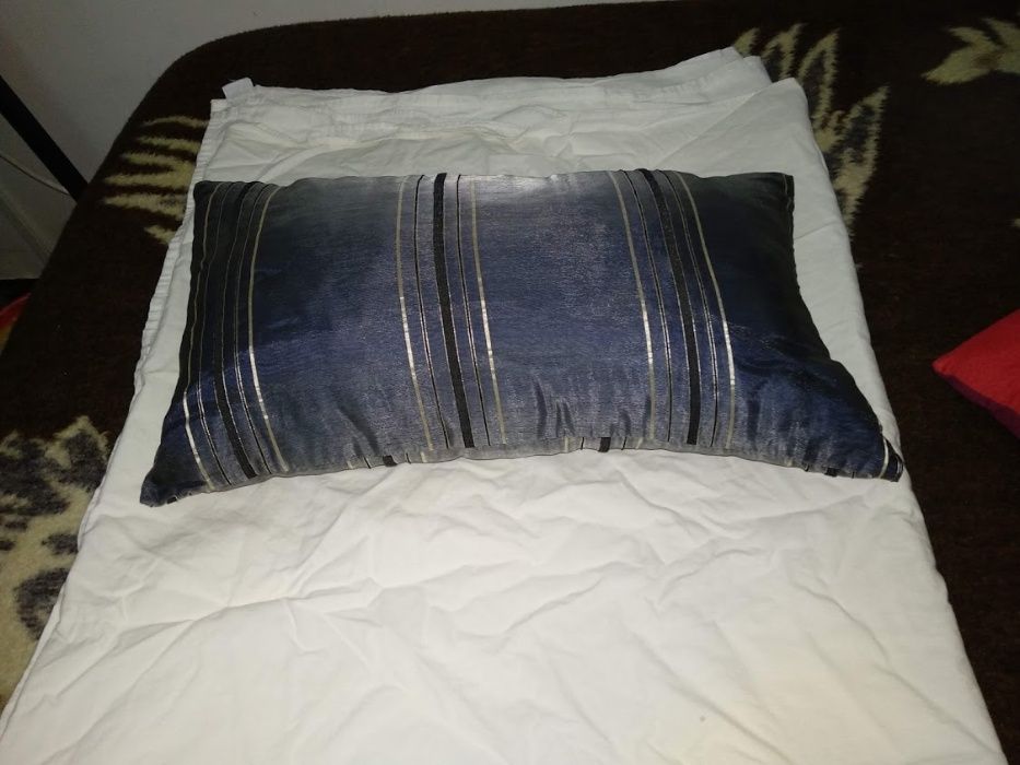 5  Almofadas decorativas varias cores