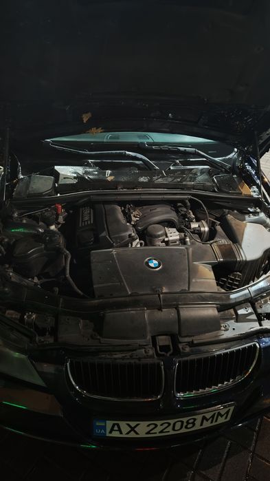 Продам bmw e90 318і
