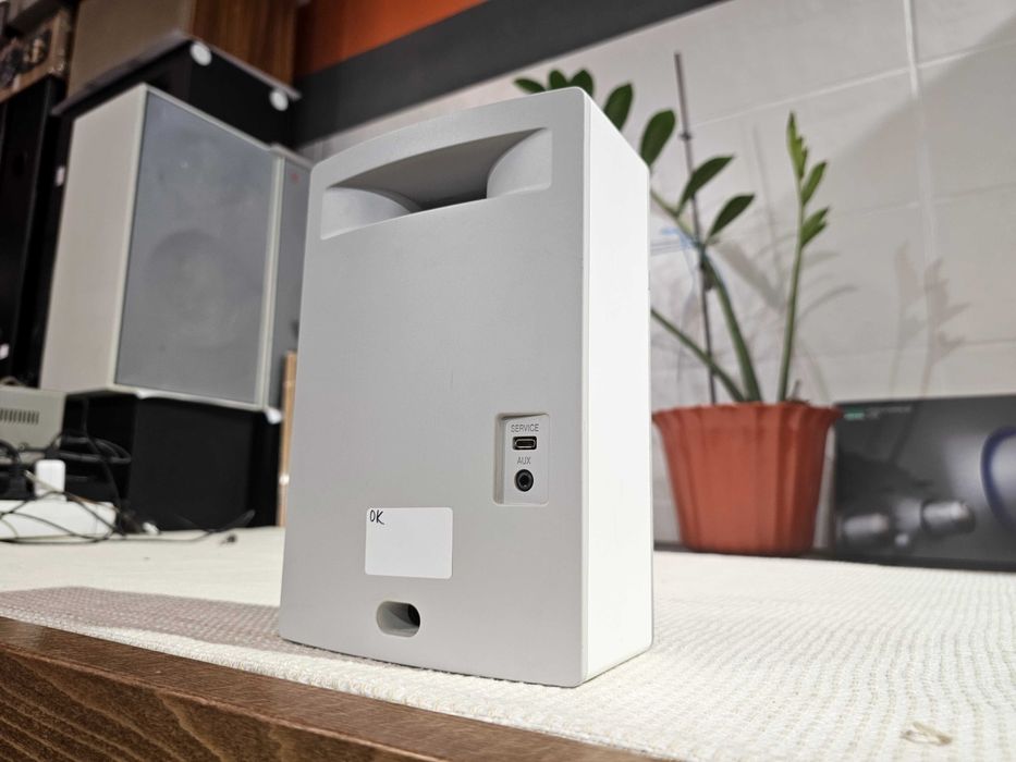 Акустика BOSE SoundTouch 10 Bluetooth, Wi-Fi, AUX