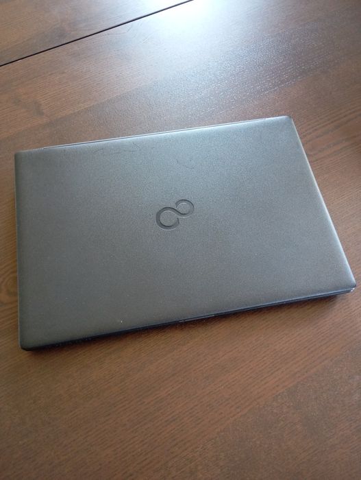 Portatil Fujitsu A3511 - SSD 256GB, RAM 16GB, 11th Gen
