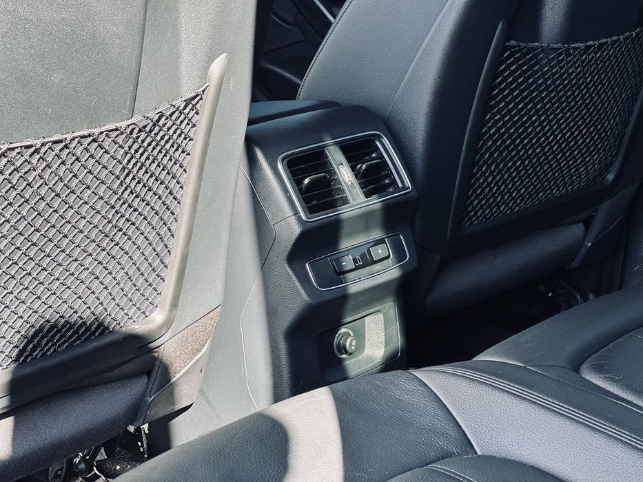 Audi Q5 2018 VIN WA1ANAFY0J2168620 фото оголошення 16 з 24