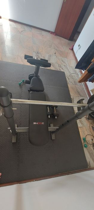 Supino, com acessórios