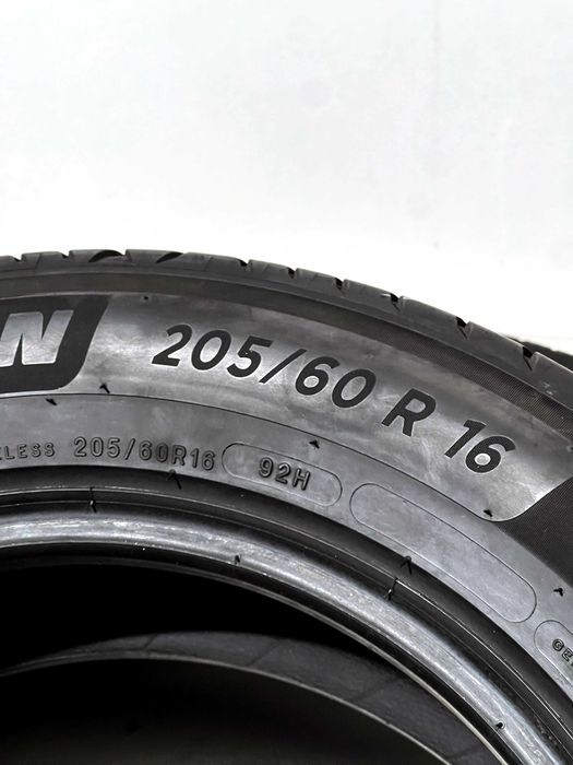 Pneus Michelin Primacy 4 - 205/60/16 - Excelentes