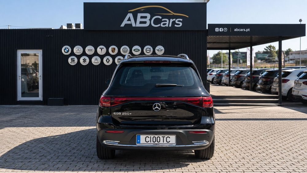 Mercedes-Benz EQB