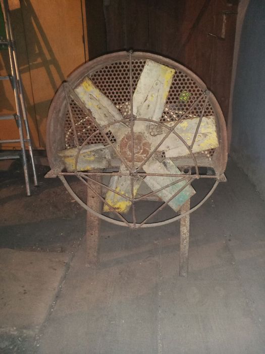 Продам вентилятор