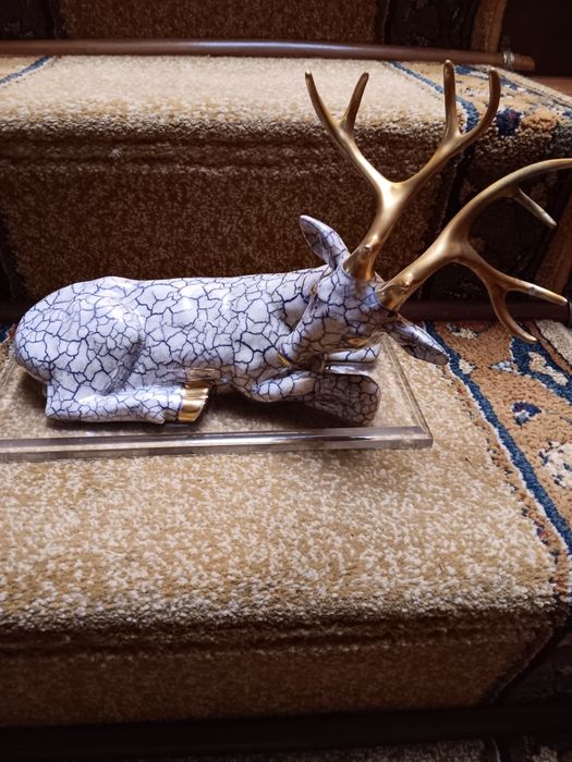 Vendo esta peça lindissima