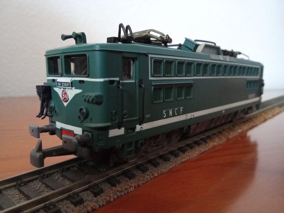 Comboio Locomotiva jouef