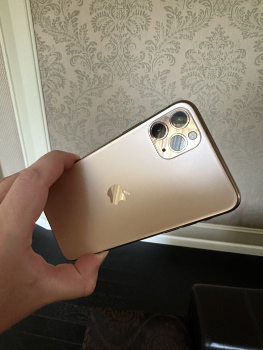 Iphone 11 pro max 64gb gold