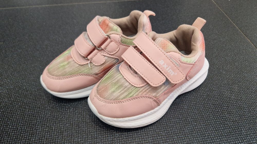 Adidasy dla dziewczynki rozm. 26