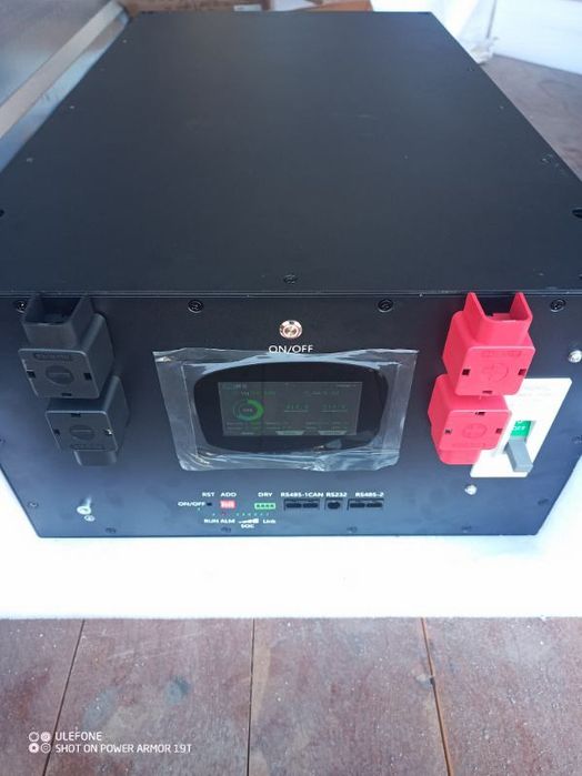 Off-grid Pomoc w instalacji fotowoltaiki on-grid również magazynów ene