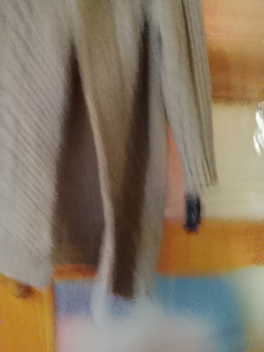 Sweter długi i gruby
