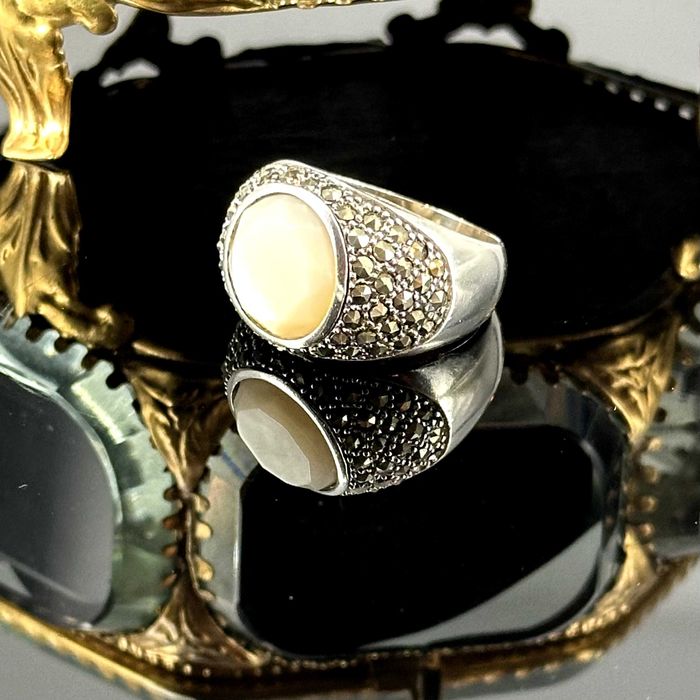 Srebro - Srebrny pierścionek z Perłą i Markazytami - próba 925