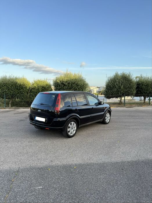 Ford Fusion 1.25    (gasolina)