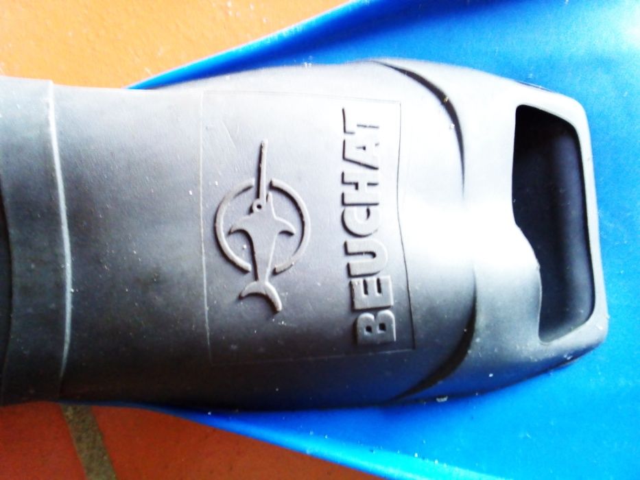 Barbatanas Beuchat 36-38 e Barbatanas Genéricas 41-44