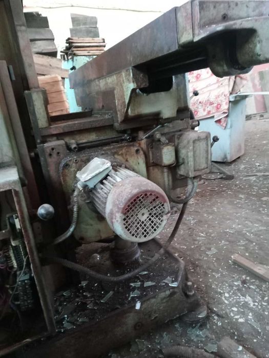 Фрезерний станок 6р81г