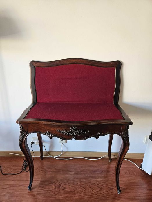 Mesa de jogo pau santo